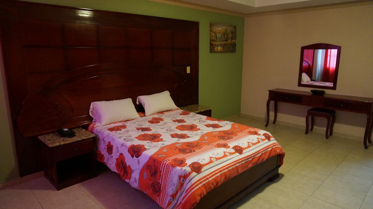 Residencial El Amanecer Hotel Panama City Exterior photo